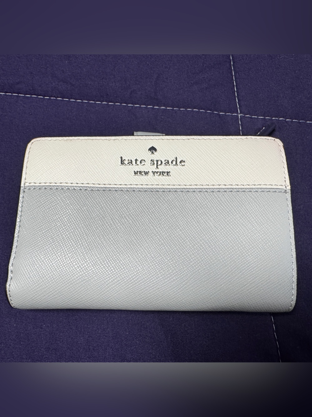 kate spade New York Two-Tone Cream & Light Gray Wallet